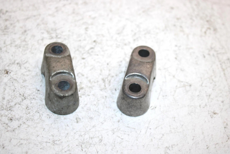 1994 Kawasaki 750 Ss Super Sport Oem Handlebar Mount Pair 46012-3720 JK9