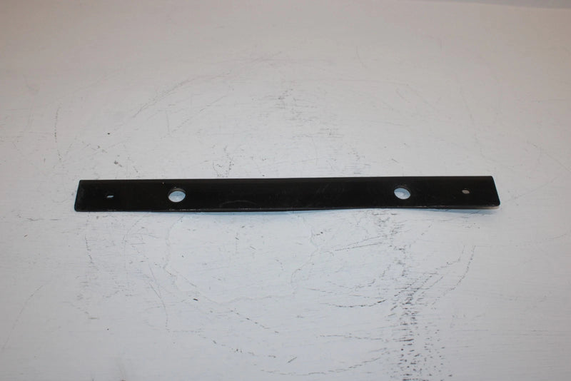 2007 Yamaha  Grizzly 350 2wd Oem Footrest Bracket 5ND-F7445-00-00 AY28