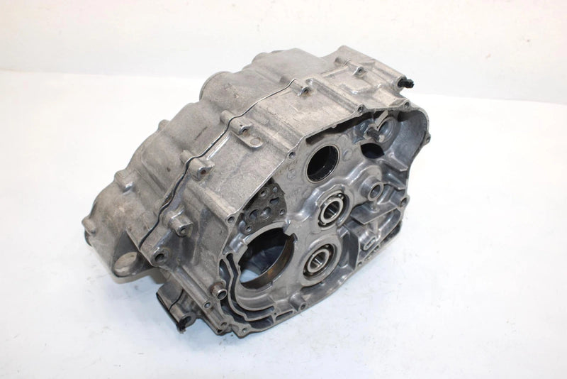 83 Yamaha  Tri Moto 225 Ytm225dx Oem Crankcase 29U-15100-00-00 AY41