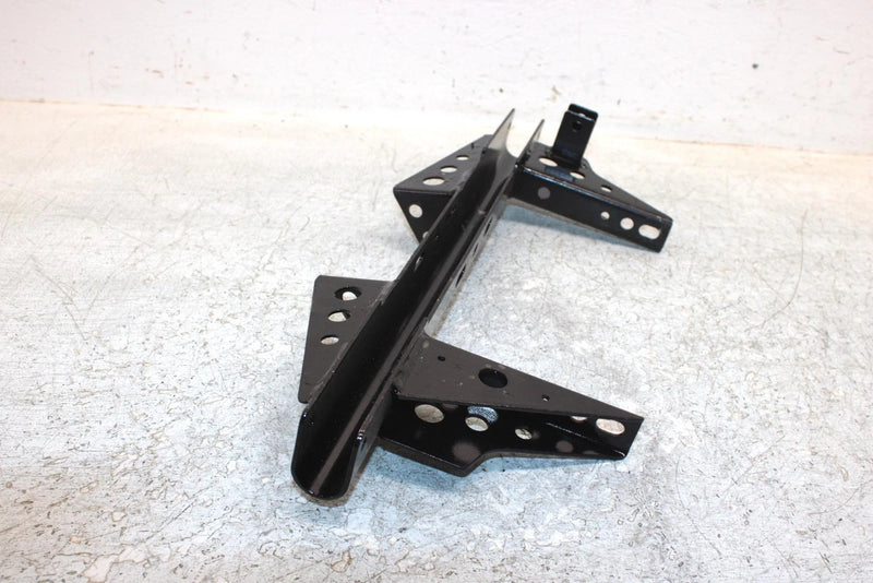 2006 Polaris Sportsman 500 Oem Rear Sway Bar Mount 1542305-067 AP186