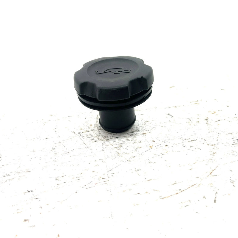 1998 Yamaha WaveRunner XL1200 OEM Oil Filler Neck GJ3-U778D-00-00 JY26