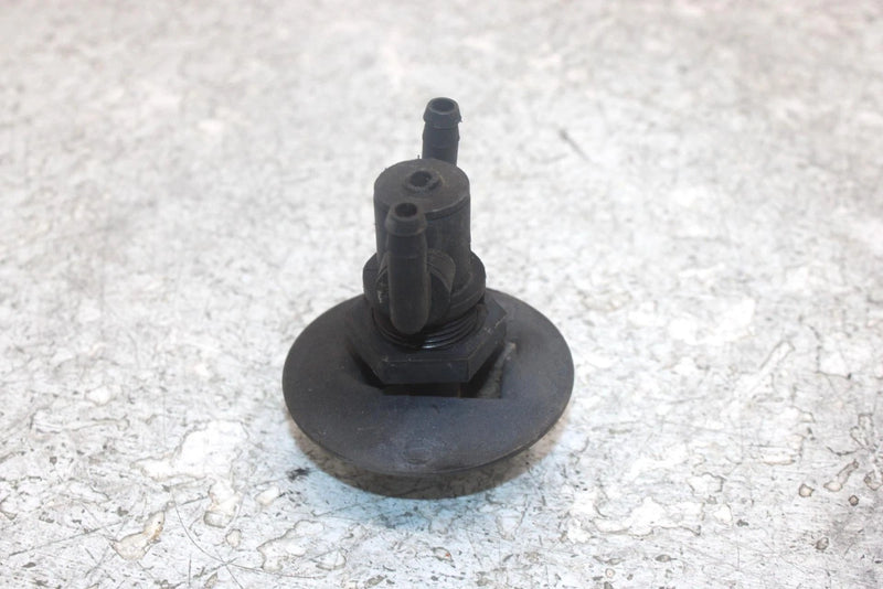 2004 Polaris Trail Boss 330 Oem 3 Way Fuel Petcock 7052161 AP117
