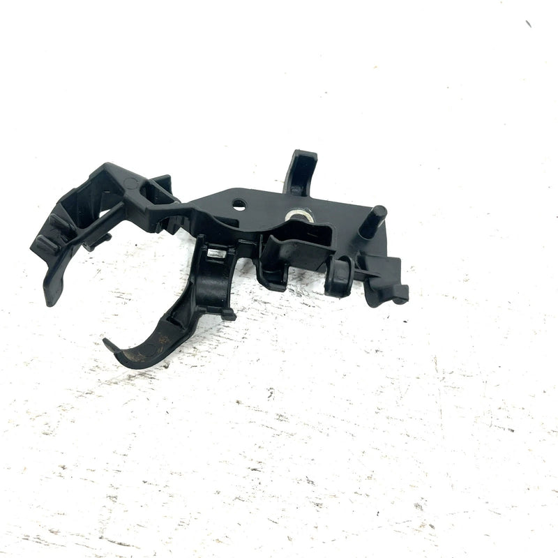 2022 Can-Am Defender HD10 OEM Conducter Bracket 42251181 XB0