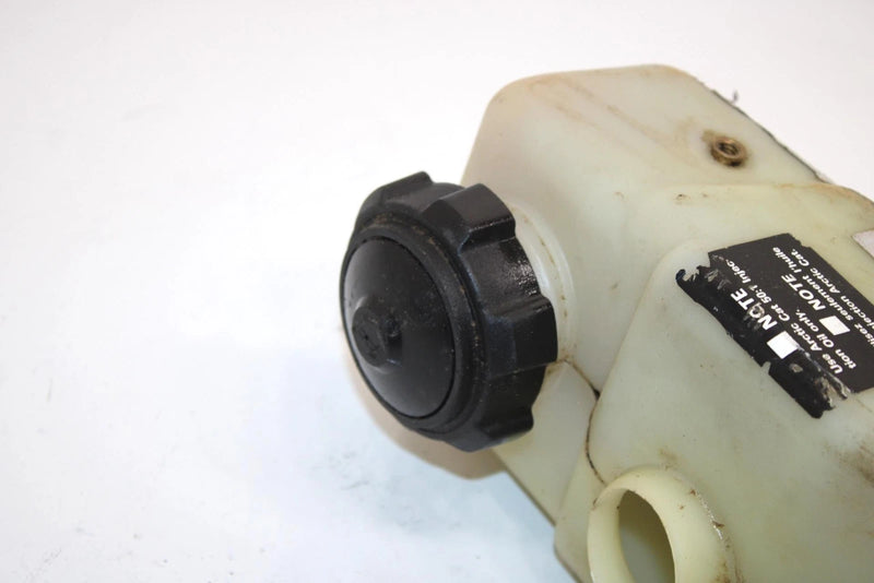 98 Arctic Cat Zl 440 Oem Oil Tank and Cap 0670-752 SA174