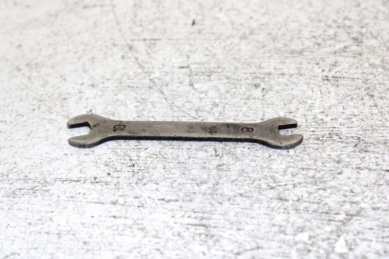 1999 Yamaha Vmax 600 Sx Oem Tool Kit 8CR-28100-00-00 SY5