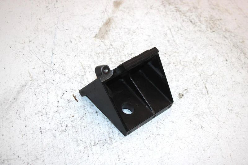 1998 Yamaha Waverunner Gp800 Oem Rear Engine Mount Bracket 66E-21426-01-8P JY9