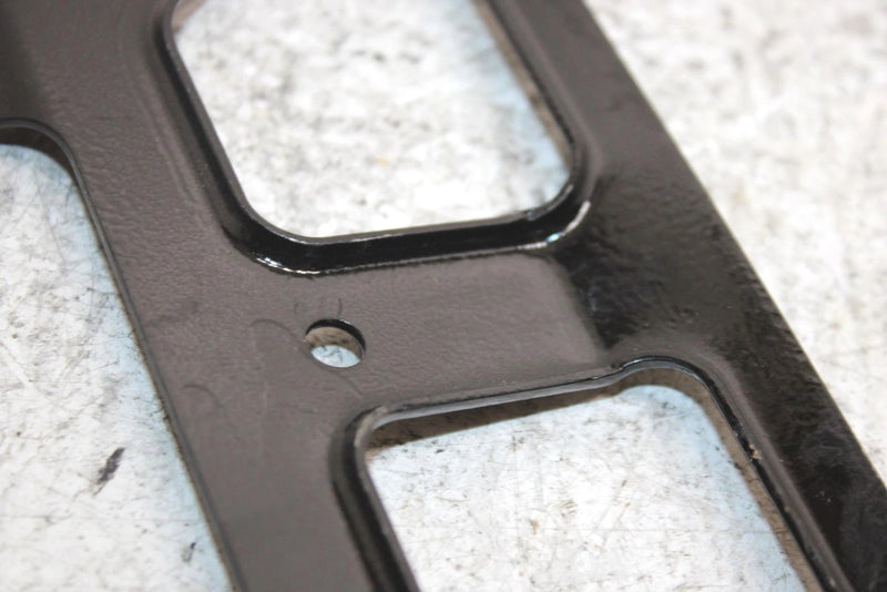 2001 Polaris Magnum 325 Oem Upper Oil Cooler Bracket 5243783-067 AP30