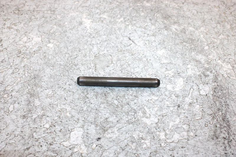 1994 Yamaha  Timberwolf 4wd Oem Shift Fork Shaft (Short) 4ND-18535-00-00 AY25