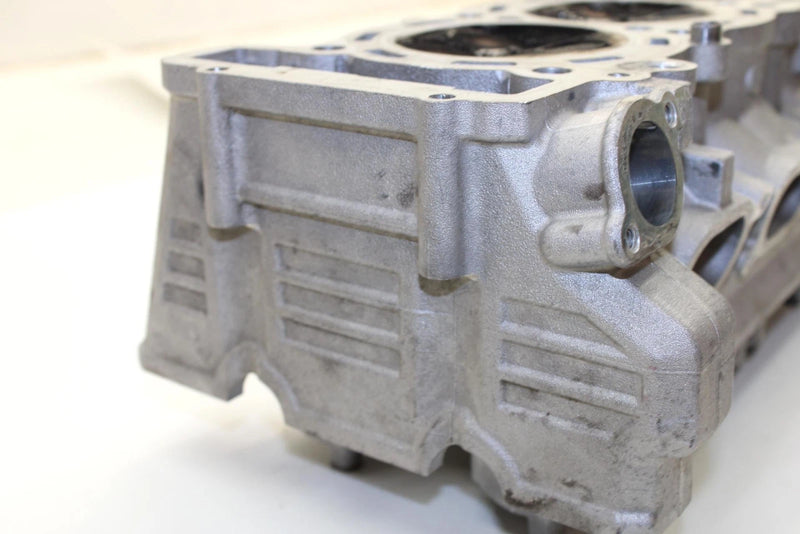 2003 Yamaha Rx1 Oem Engine Motor Cylinder Head 8FA-11102-04-00 SY85