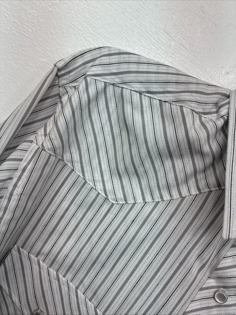 New Women’s White Horse Gray Stripe Long Sleeve Pearl Snap Medoum LL-105
