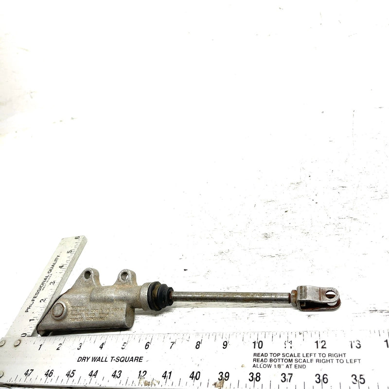 00-01 Arctic Cat 500 4x4 Automatic OEM Rear Brake Master Cylinder 0437-059 AA32