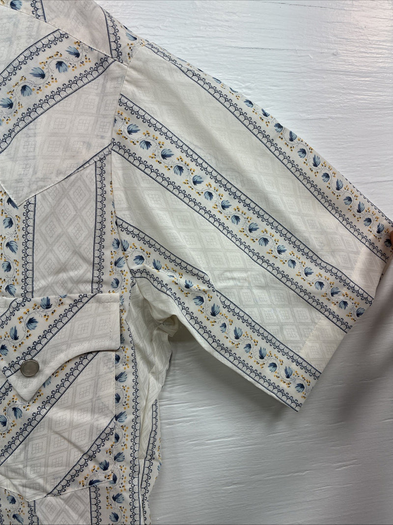 New Men’s Champion Western White Designed Short Sleeve Pearl Snap Medium J-76