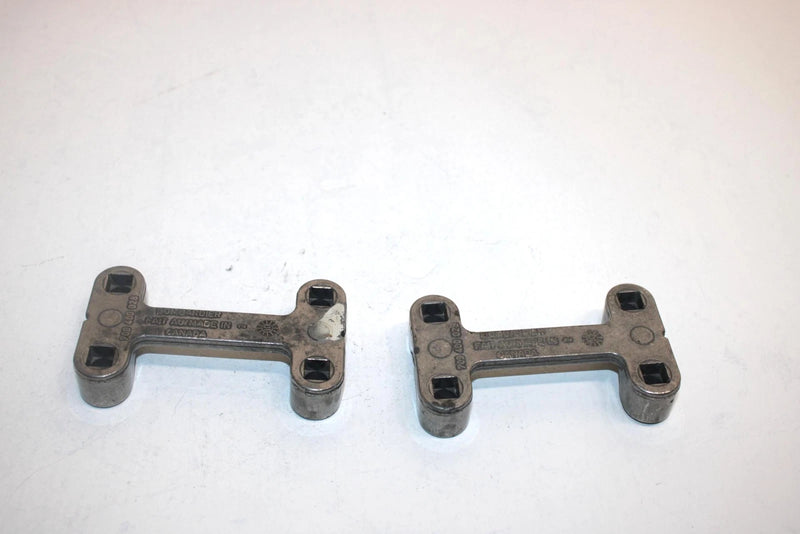 2001 Bombardier Traxter Oem Handlebar Mount 709400028 AB10