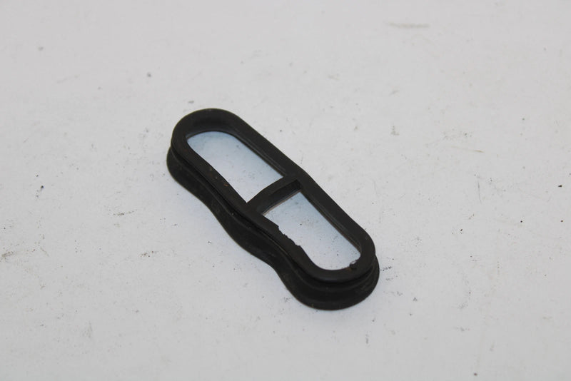 1985 Yamaha  Moto 4 Oem Air Duct Tube Guide 52H-2137Y-00-00 AY40