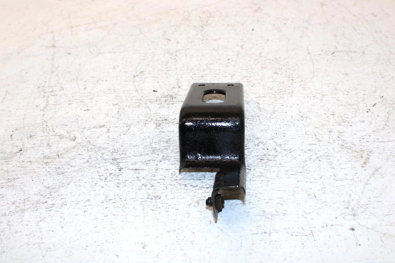 1987 Yamaha Exciter 570 L/c Oem Front OIl Tank Bracket 82M-2193E-00-00 SY18