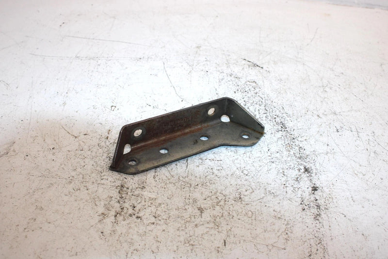 2004 Polaris Sportsman 700 Oem Lower Transmission Mount 3234142 AP143