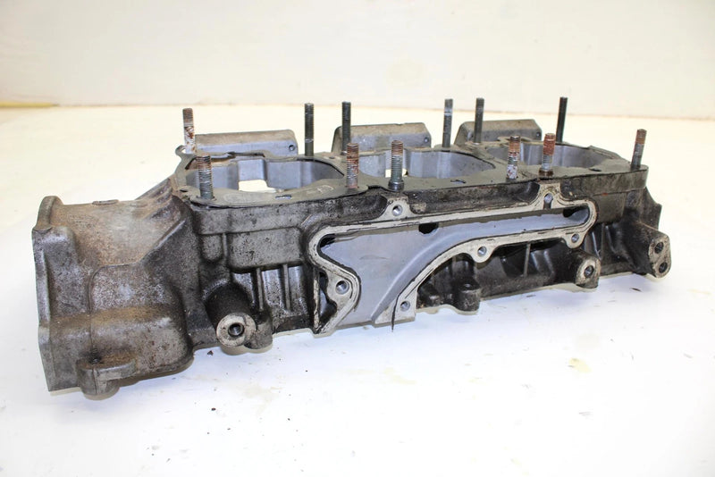 1999 Yamaha Vmax 700 Sx Oem Upper Crankcase 8CH-15100-03-00 SY88