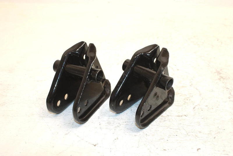 1996 Arctic Cat Zrt 600 Oem Front Torque Arm Mounting Bracket Set  1704-203 SA6