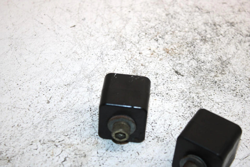 03 Arctic Cat Zl 600 Oem Coupler Block Pair 2604-545 SAS14