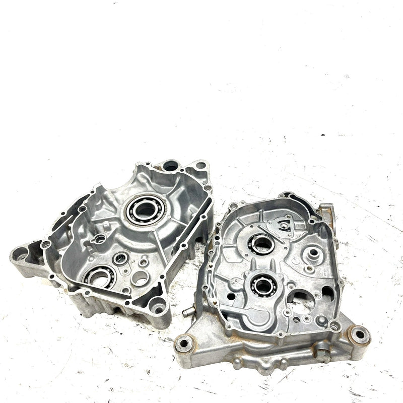 89-01 Suzuki Quadrunner 160 OEM Crankcase 11301-35861 AS30