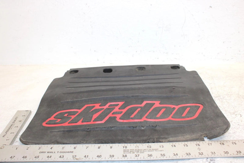 1998 Ski-doo Mach 1 700 Oem Snowflap 572103800 SS3