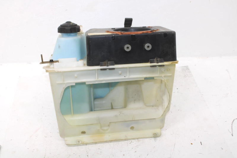 2001 Polaris Xc Sp 800 Oem Airbox/Oil Tank 1253324 SP190