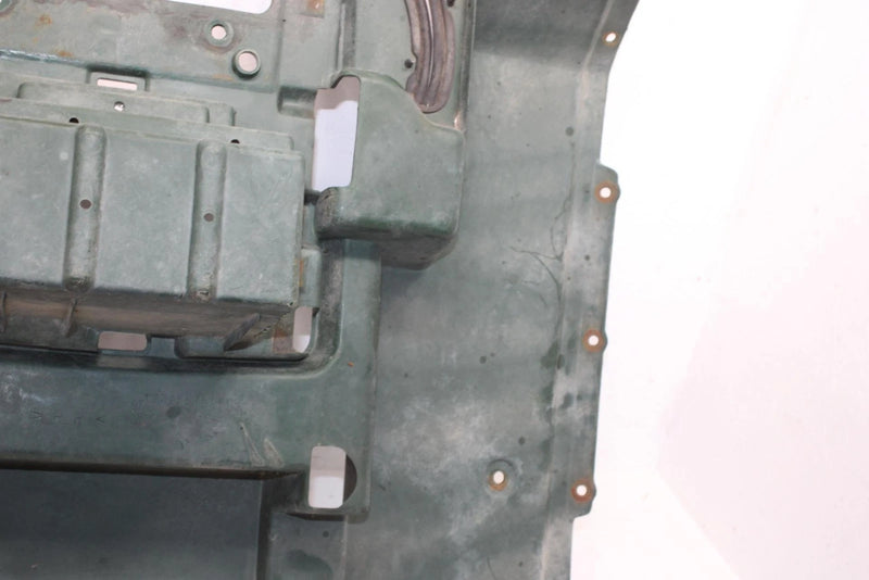 1998 Yamaha  Grizzly Oem Rear Fender 4WV-W2161-00-00 4WV-W2161-01-00 AY49