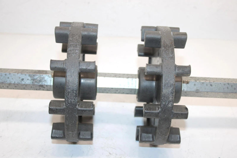 00 Yamaha Sx500r Oem Front Axle 8CR-W4751-00-00 8CR-W4751-01-00 SY0