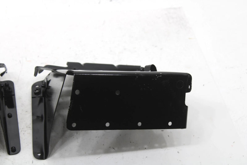 1987 Yamaha Srv Oem Foot Rest Set 8Y0-21910-00-00 SY131