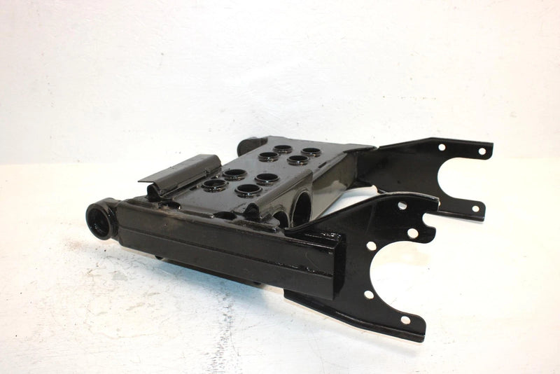 2003 Bombardier Quest 500 Oem Rear Swingarm 70600217 70600298 AB13