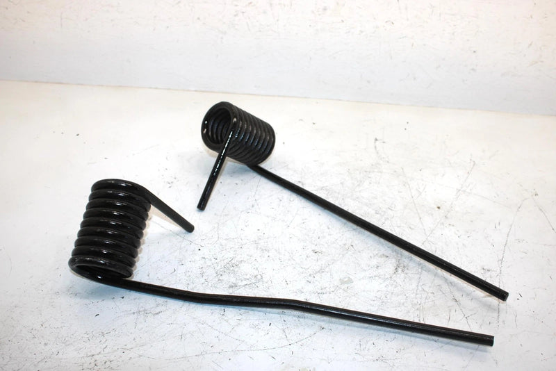 90 Polaris 500 Oem Spring Set 7041236 7041235 SP210