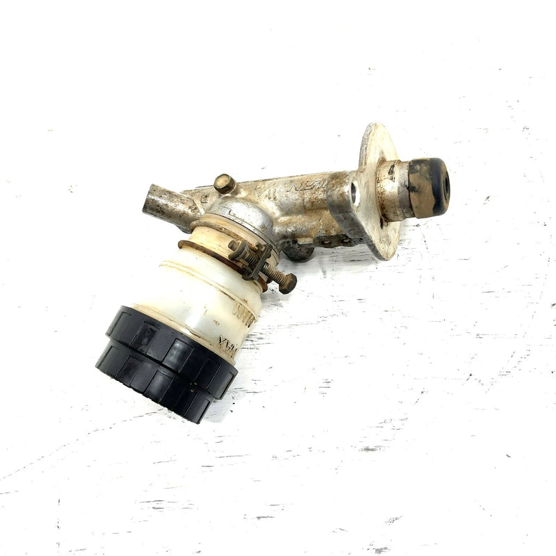 2004 Yamaha Rhino 660 OEM Brake Master Cylinder 5UG-2583T-02-00 XY3