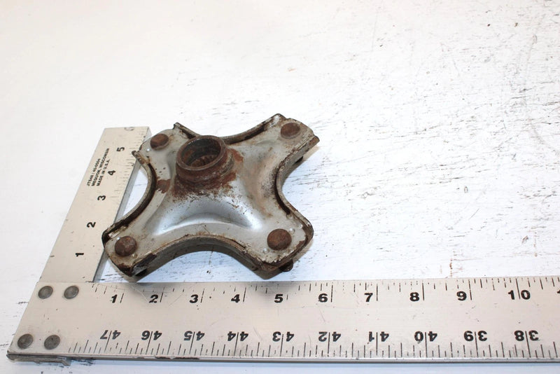 1992 Kawasaki Bayou 220 Oem Rear Wheel Hub 49030-1086 AK36