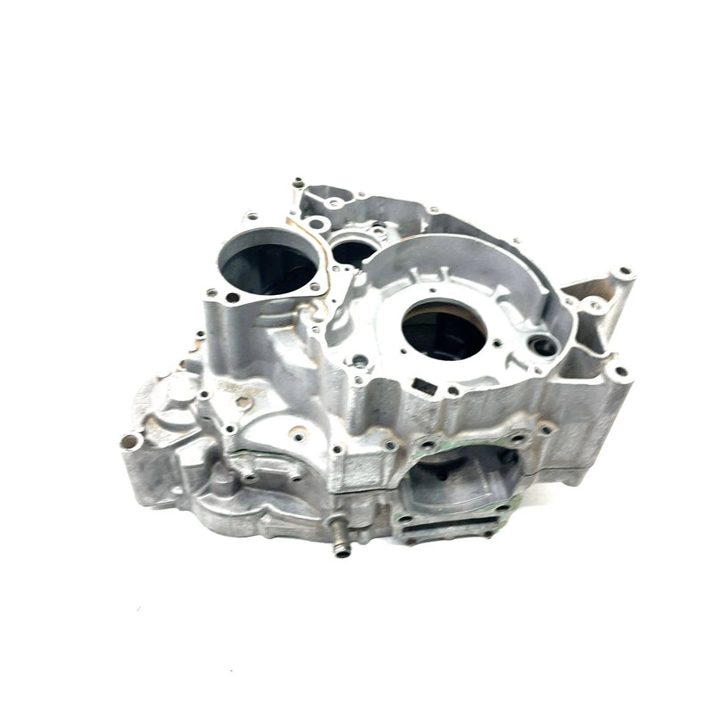 88-00 Honda FourTrax 300 TRX300FW 4x4 OEM Crankcase  11100-HM5-A10 AH89