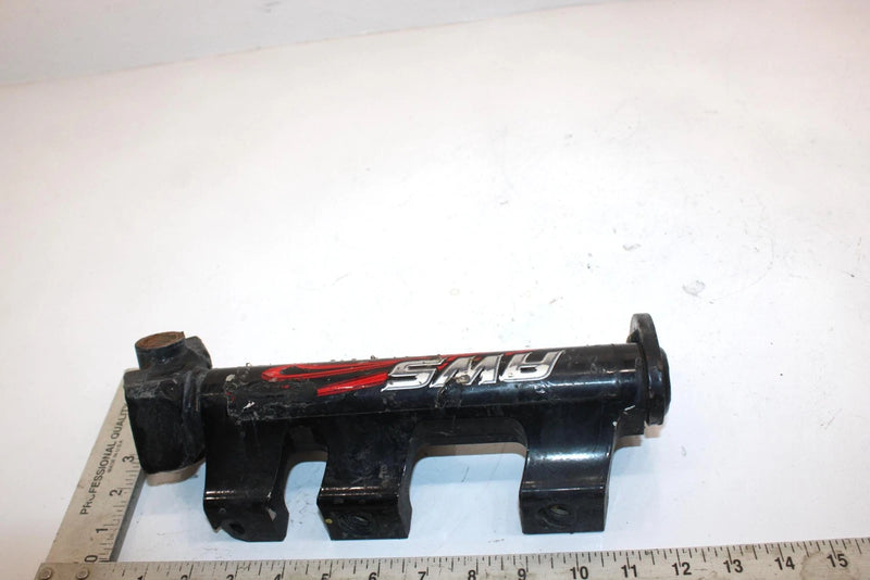 05 Arctic Cat T660 Turbo Touring Oem Right Steering Knuckle 0703-648 SAS6