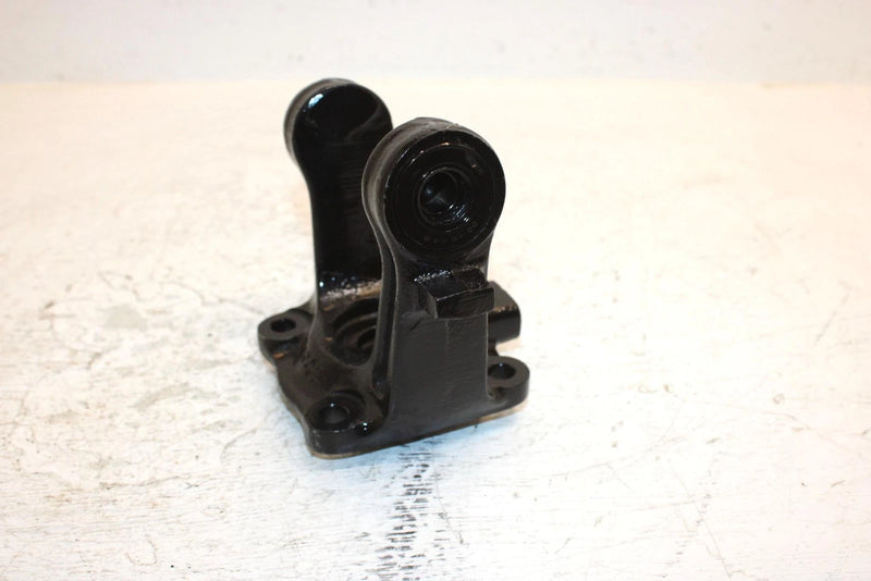 86 Honda Trx350 Fourtrax 4x4 Oem Right Steering Knuckle Mount 51340-HA7-305 AH43