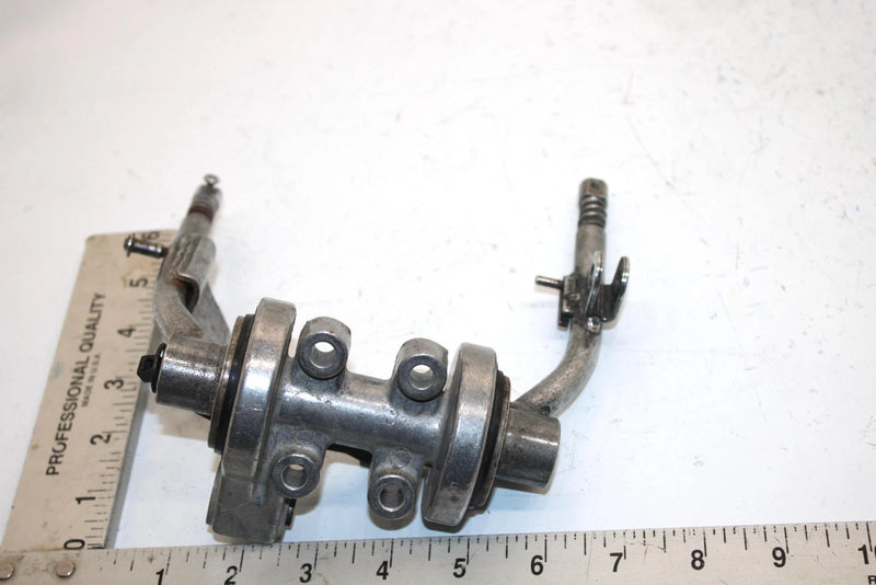 90 Suzuki Quadrunner  Oem Gear And Diff Shifter 01550-0625A ASS