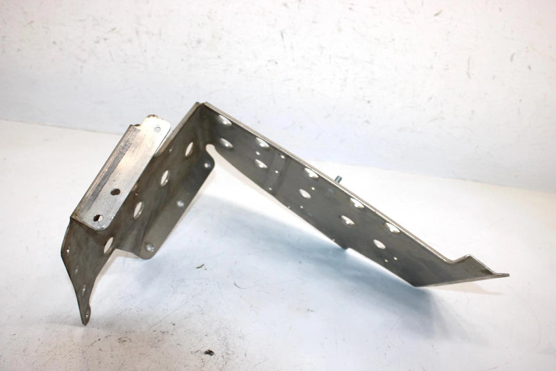 11 Polaris Shift 550 Oem Right Footrest 1016004 SP206