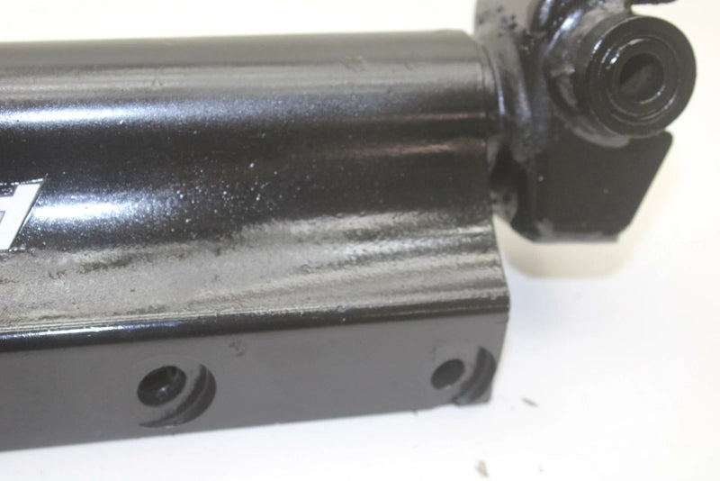  97 Arcitic Cat Jag DLX OEM Left Spindle 0703-443 SA92