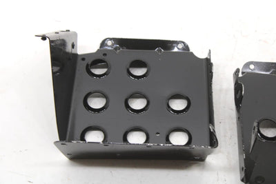 1987 Yamaha Srv Oem Foot Rest Set 8Y0-21910-00-00 SY131