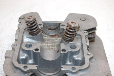 2000 Polaris Magnum 325 Oem Cylinder Head W/Springs And Valves 3086408 AP96