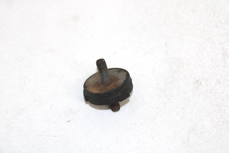 98 Polaris Xc 600 Oem Engine Mount Damper 3110072 SP151