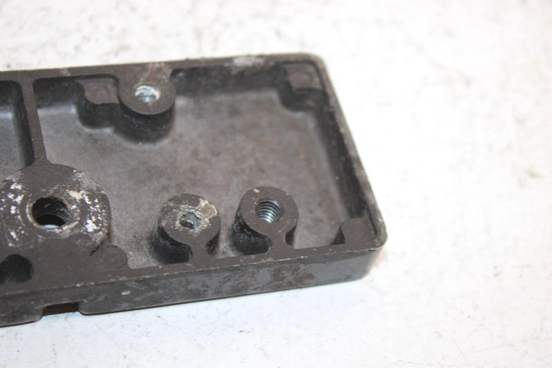 1994 Kawasaki 750 Ss Super Sport Oem Right Muffler Mount Bracket 39009-3708 JK9