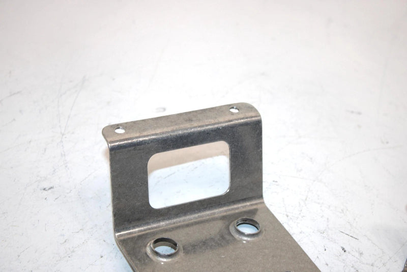 03 Polaris Xc Sp 600 Edge Oem Oil Tank Support W/Clamp 5246330 Q5144