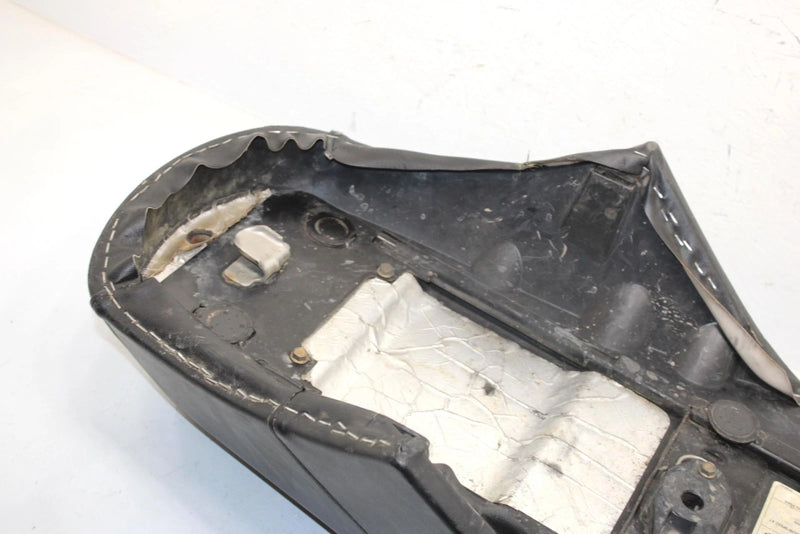 03 Bombardier Quest 650 Oem Seat 708000148 AB1.1