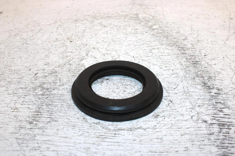 2000 Ski-doo Mxz 600 Oem Exhaust Outlet Grommet 570039000 SS15