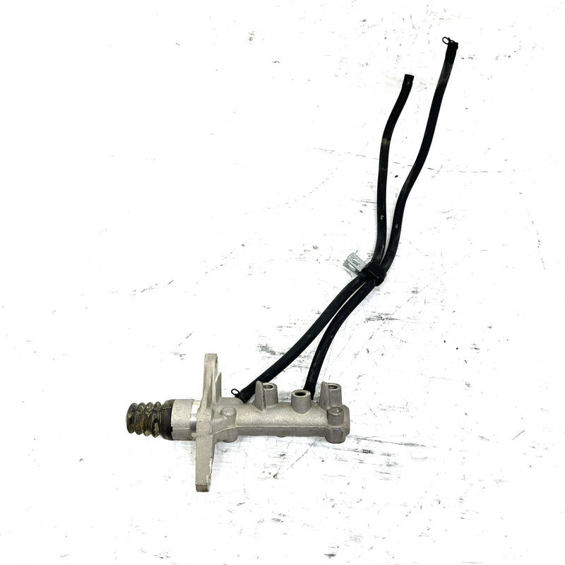 19-22 Can-Am Defender HD10 OEM Brake Master Cylinder 705602157 XB0.1