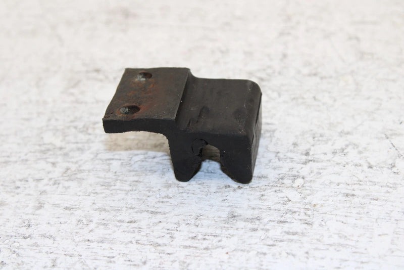 1987 Yamaha Exciter 570 L/c Oem Hood Stopper 8V0-77188-00-00 SY18
