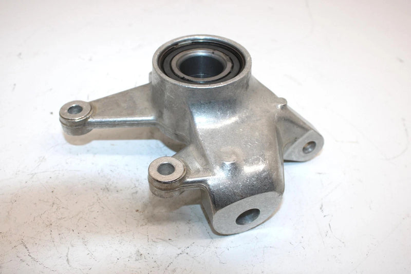 21 Can-amOutlanderMax4504x4 Dps Oem Front Right Steering Knuckle 705402905 AB4