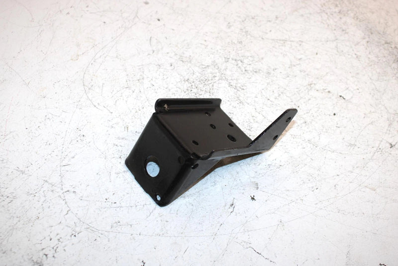 92 Polaris 500 Oem Front Muffler Support 5222575 SP52